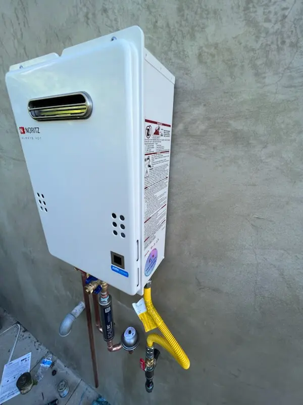 Tankless water heater installation for Brentwood Park homes